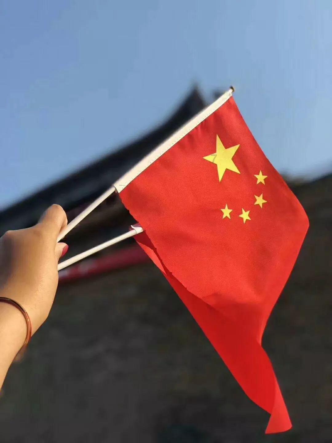 今天我向一个摩羯座男生表白了，他发了句 额，就这一个字，他是在拒绝我吗？游戏画面